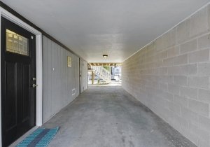 lower-level-garage-dsc2192.jpg