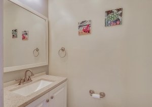 main-level-powder-room-dsc2252.jpg