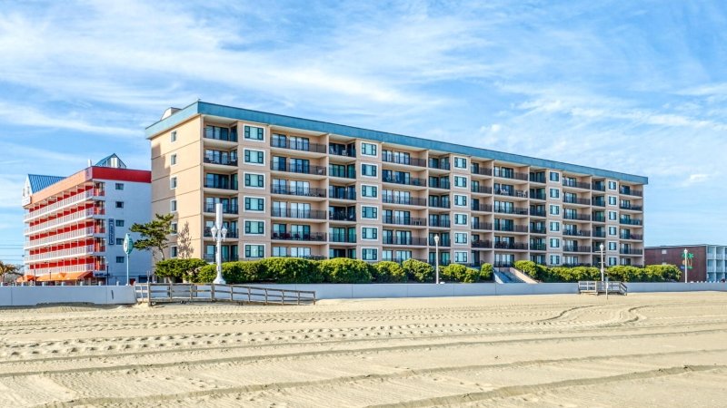 Ocean Hideaway 206