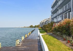 amenity-harbour-island-dock-dsc0705.jpg