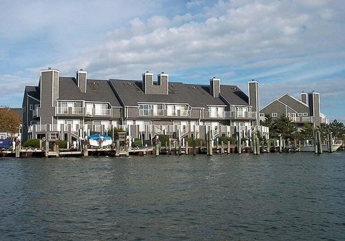 Harbour Island 103L