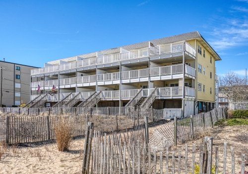 Beachcrest 17