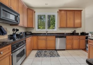 24-web-or-mls-11958-west-war-dancer-lane-unit-106-berlin-md-usa-021.jpg