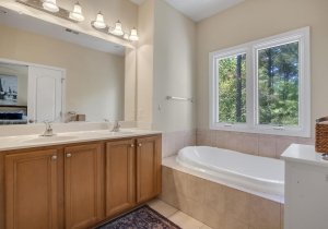 33-web-or-mls-11958-west-war-dancer-lane-unit-106-berlin-md-usa-032.jpg