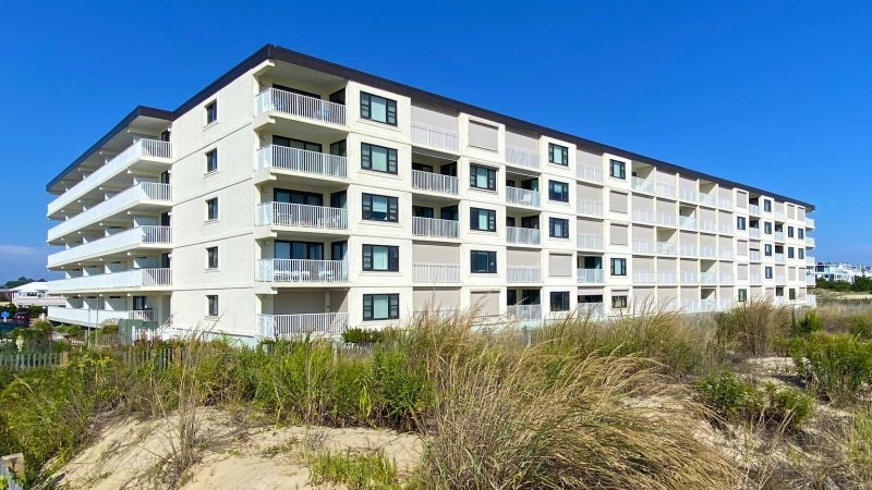 Ocean Place 214