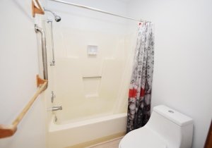 309-139thstreet-2026100612.jpg