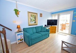 sea-jay-townhouse-616c-2024030904.jpg