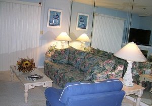 379-04.jpg