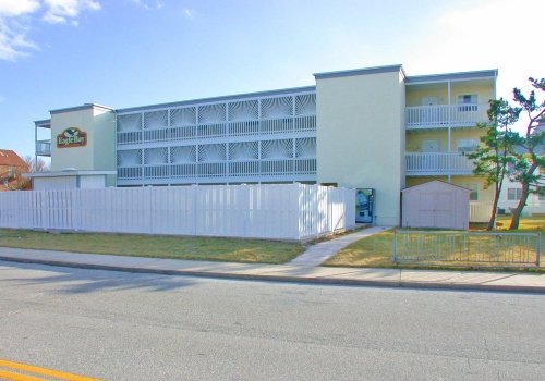 Eagle Bay 204